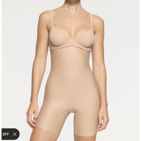 SKIMS BODY HIGH-WAISTED MID THIGH SHORT | LARGE - Picture 1 of 4